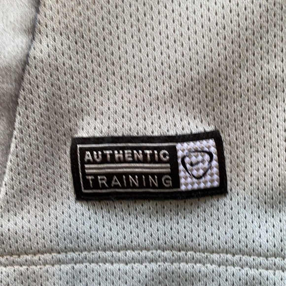 Portugal Soccer Training Top EUC - Picture 5 of 5